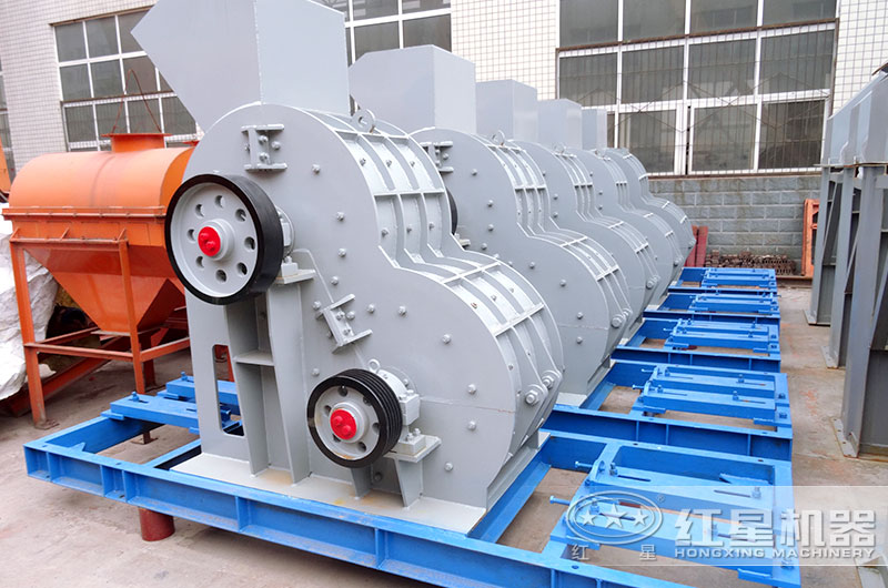 雙級破碎機輕松破碎濕料！設備型號參數(shù)介紹